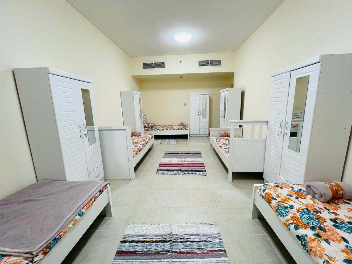 Dubai Hostel المظهر الخارجي الصورة