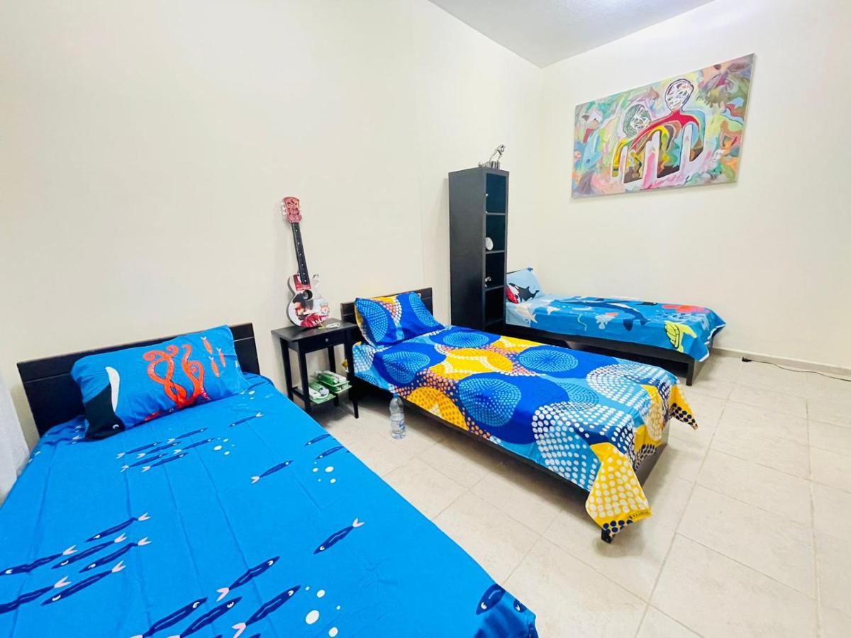 Dubai Hostel المظهر الخارجي الصورة