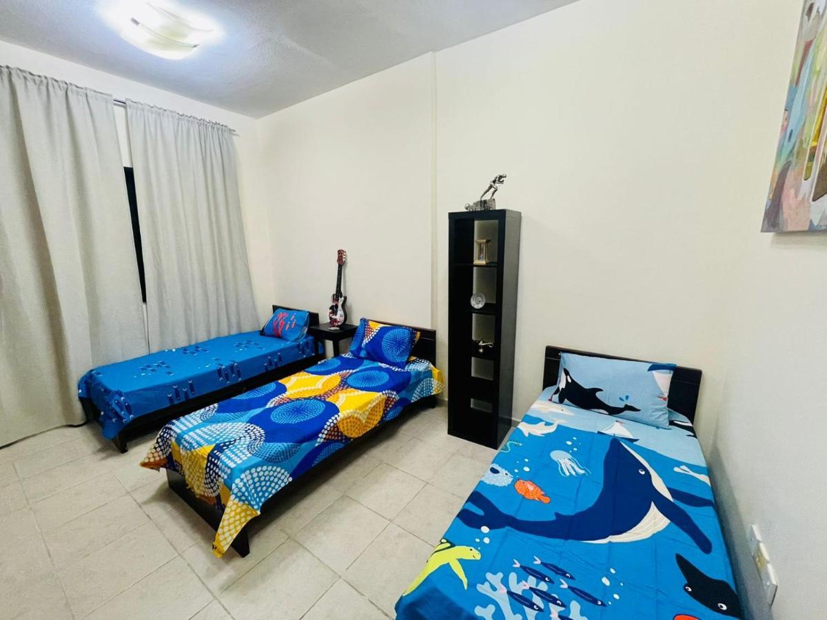 Dubai Hostel المظهر الخارجي الصورة